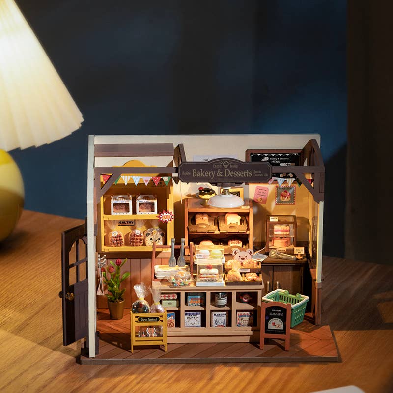 DG161 Becka's Baking House Rolife Miniature House DIY Wooden