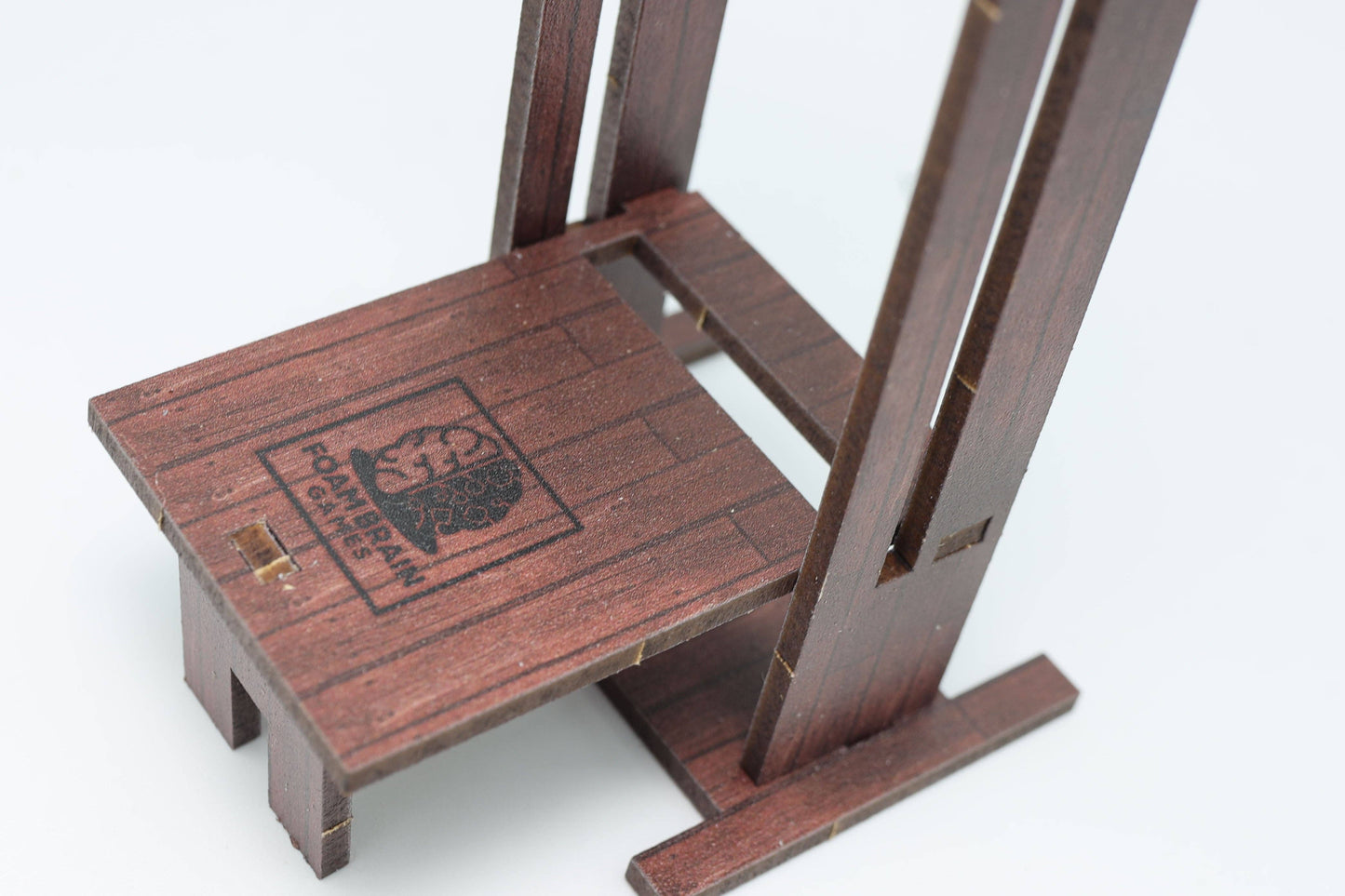 Flat Pack Toys: Dice Guillotine