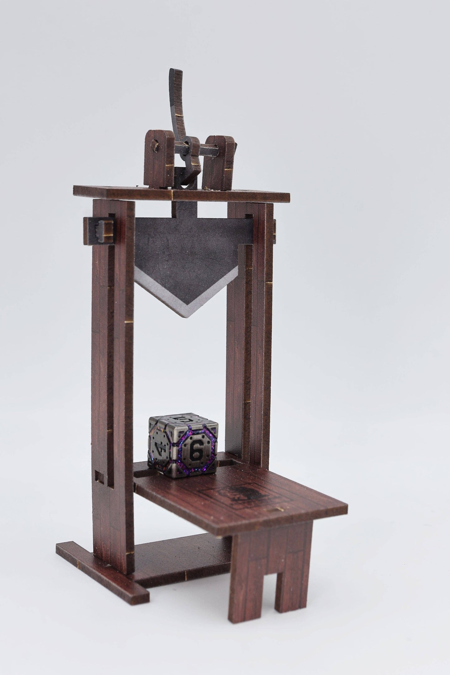 Flat Pack Toys: Dice Guillotine